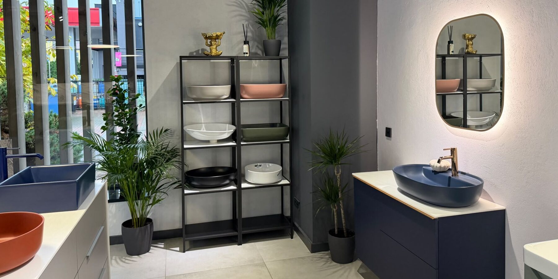Salon — Roca